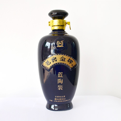 老窖金牌藍(lán)陶裝酒瓶